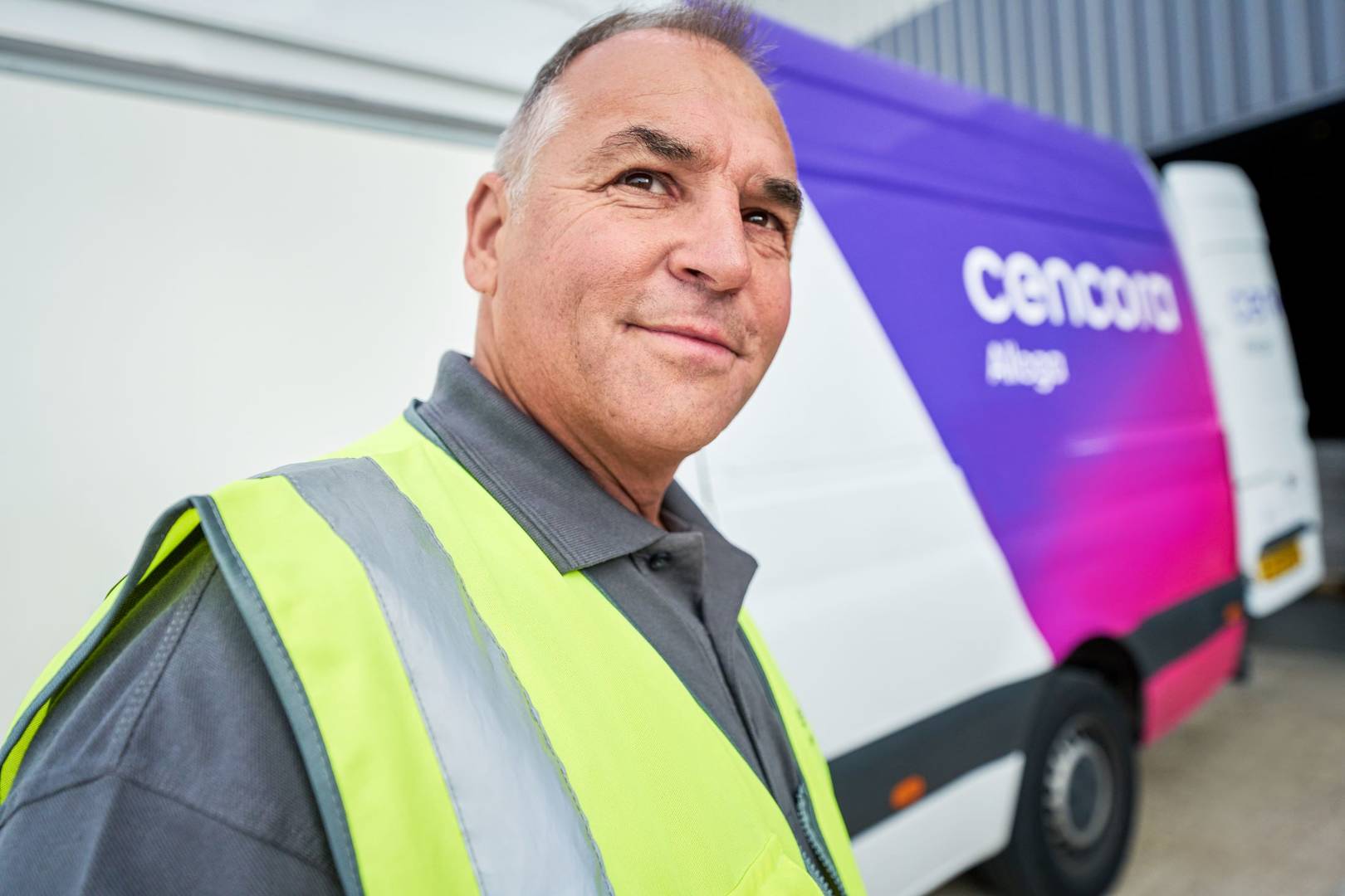 Seamless distribution across Europe - turnkey 3PL hub solution