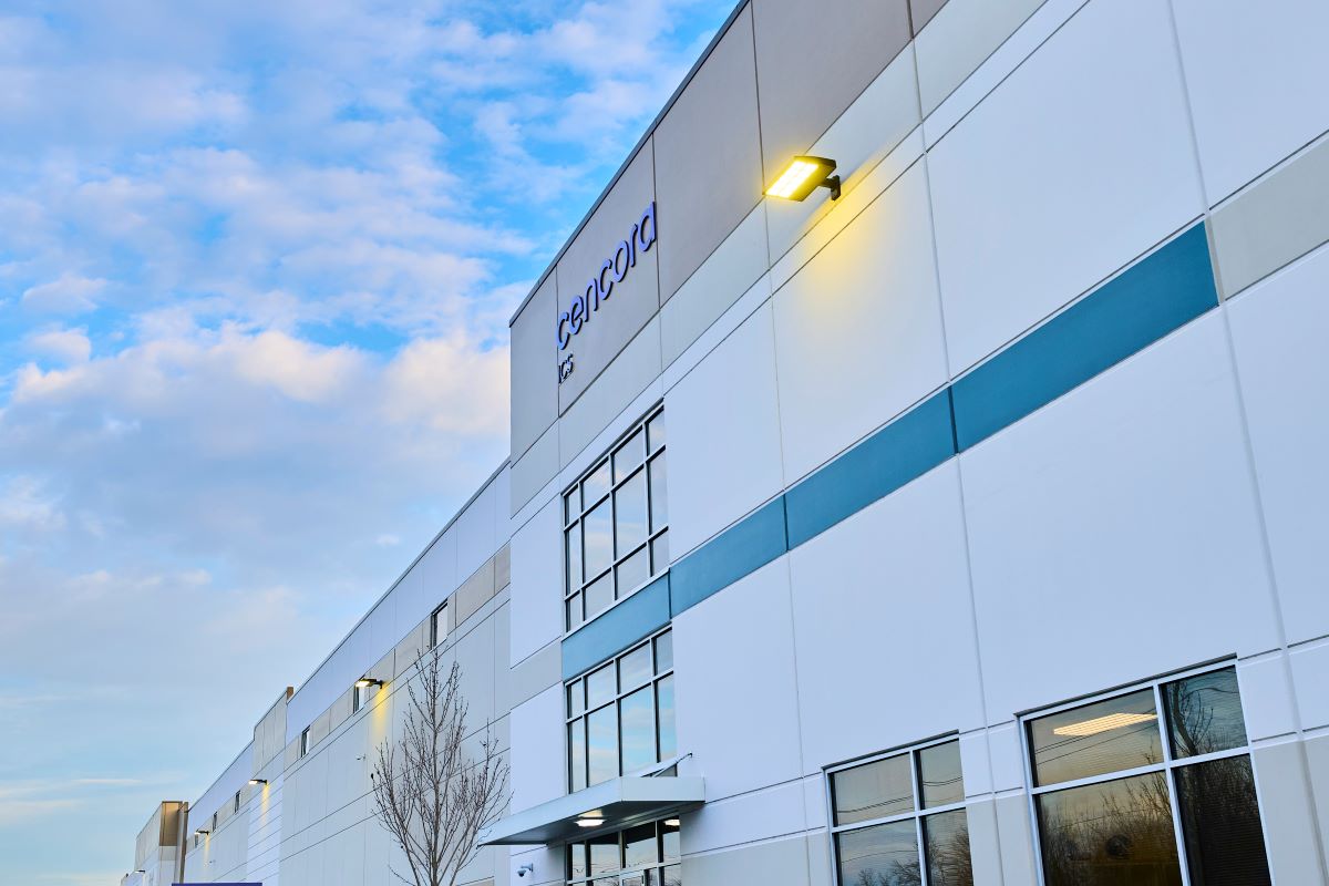 Strategically located 3PL warehouses