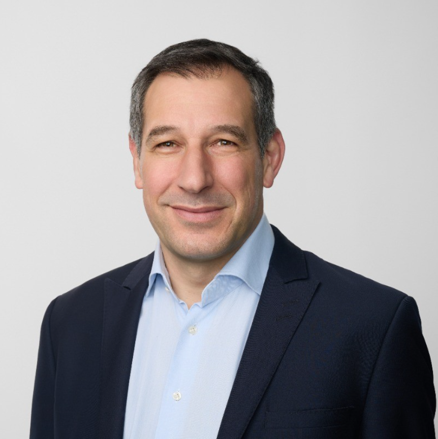 A professional headshot of Sébastien Drouillet Managing Director, Alloga France.