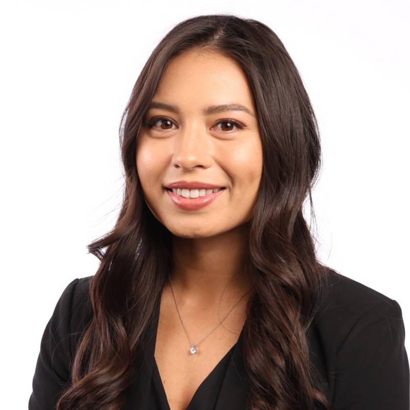 Katie Necas professional heashot