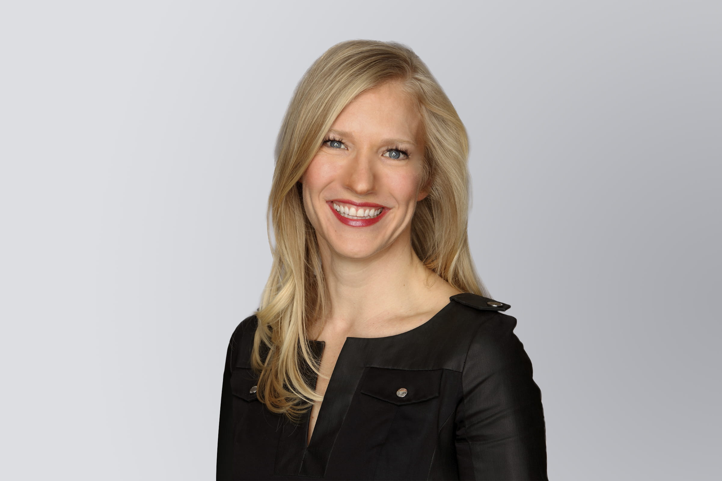 Headshot of Samantha Hammock, Executive Vice President and Chief Human Resources Officer at Cencora, Inc.