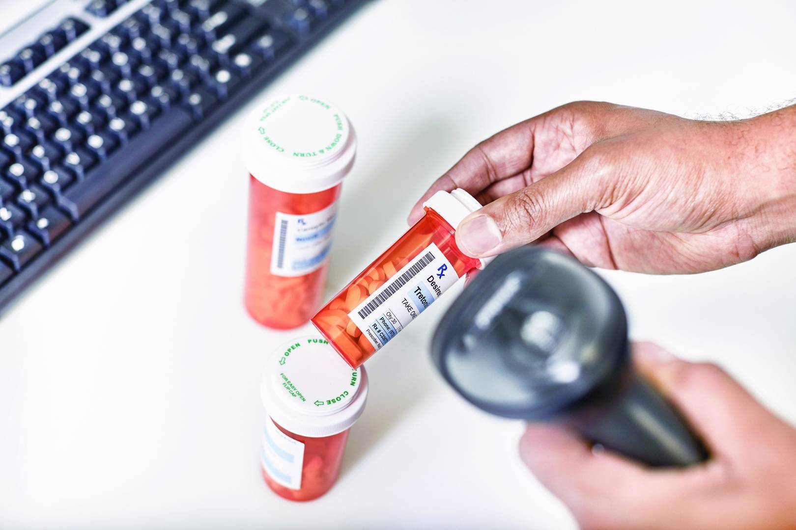 The EU FMD applies a ‘book-end’ approach