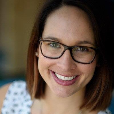 Heather Bennis Headshot